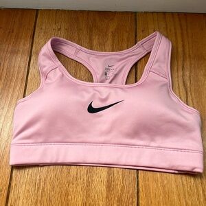 NWOT Nike Padded Pink Sportsbra